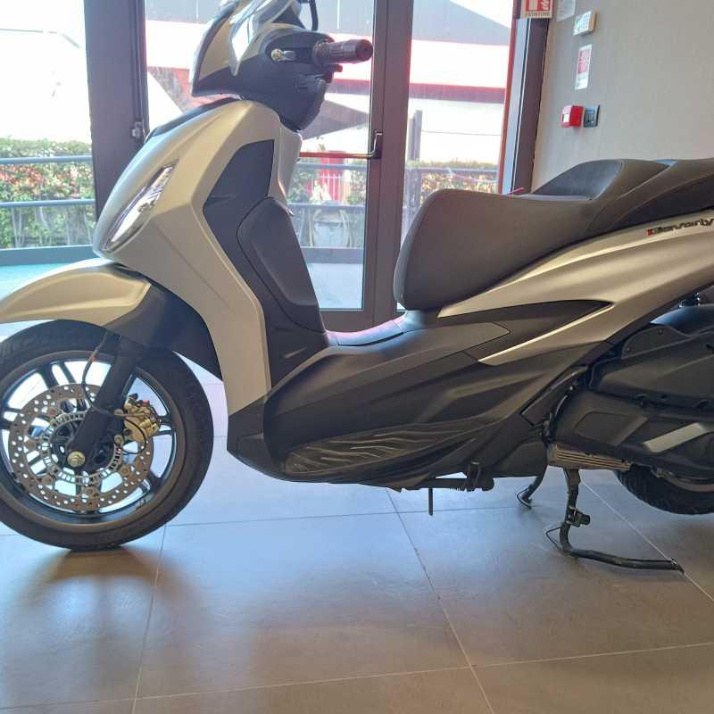 Piaggio Beverly 300 S - 2023