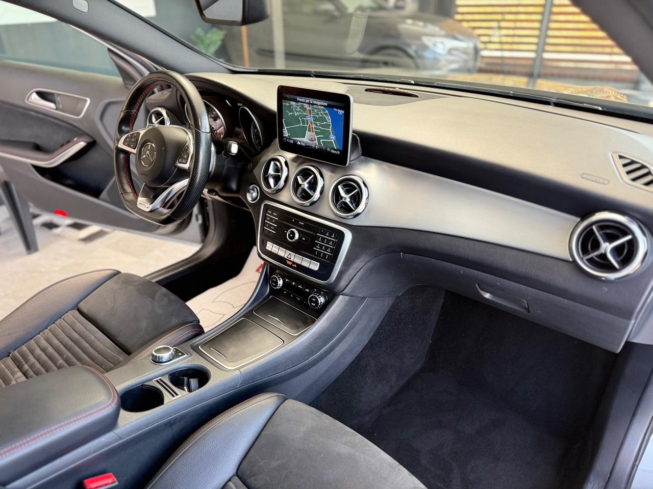Mercedes-benz GLA 200 d Automatic 4Matic Premium