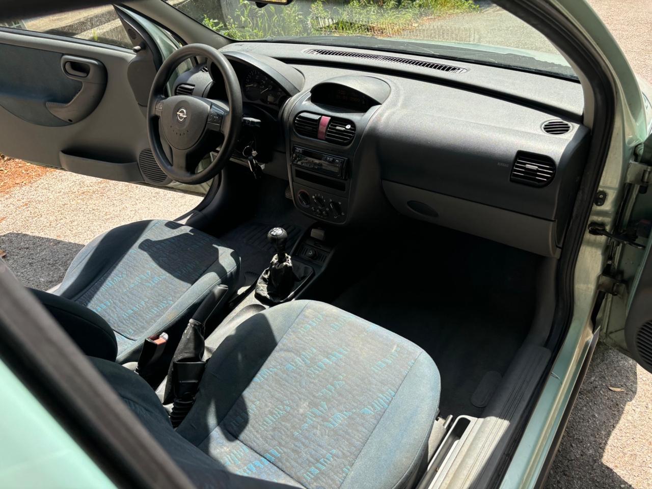 Opel Corsa 1.2i 16V cat 3 porte