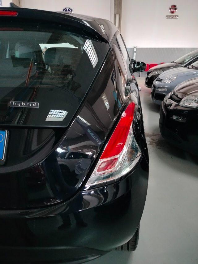 LANCIA Ypsilon 1.0 FireFly 5 porte S&S Hybrid Silver Plus