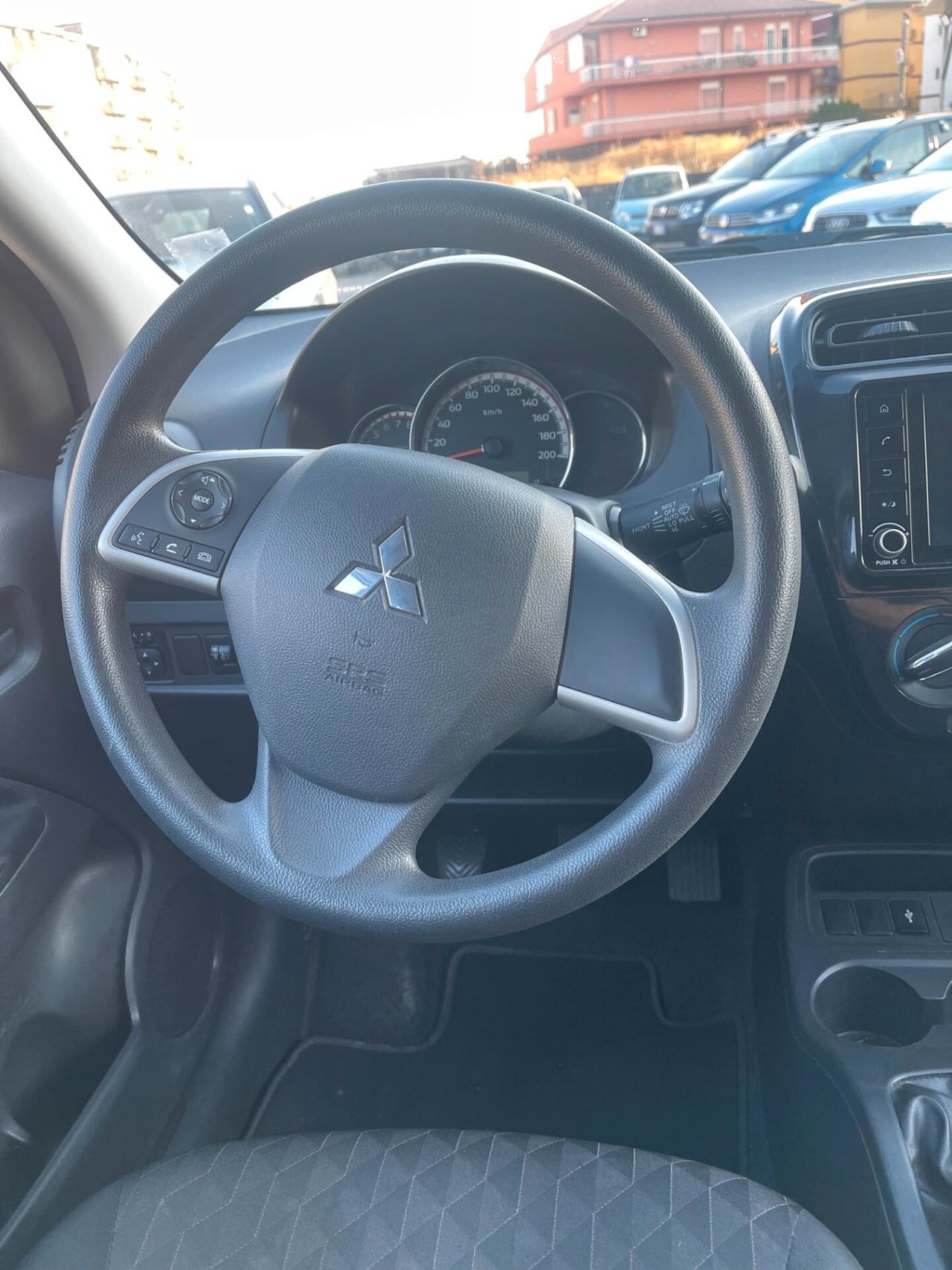 Mitsubishi Space Star 1.2 Intense SDA