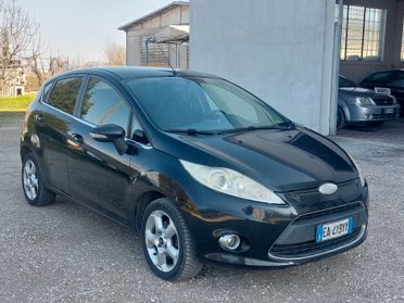 Ford Fiesta 1.4 5 porte Bz.- GPL Titanium