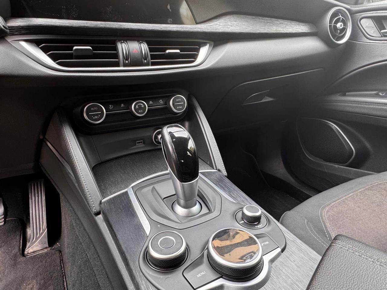 Alfa Romeo Stelvio 2.2 Turbodiesel 190 CV AT8 Q4 Business