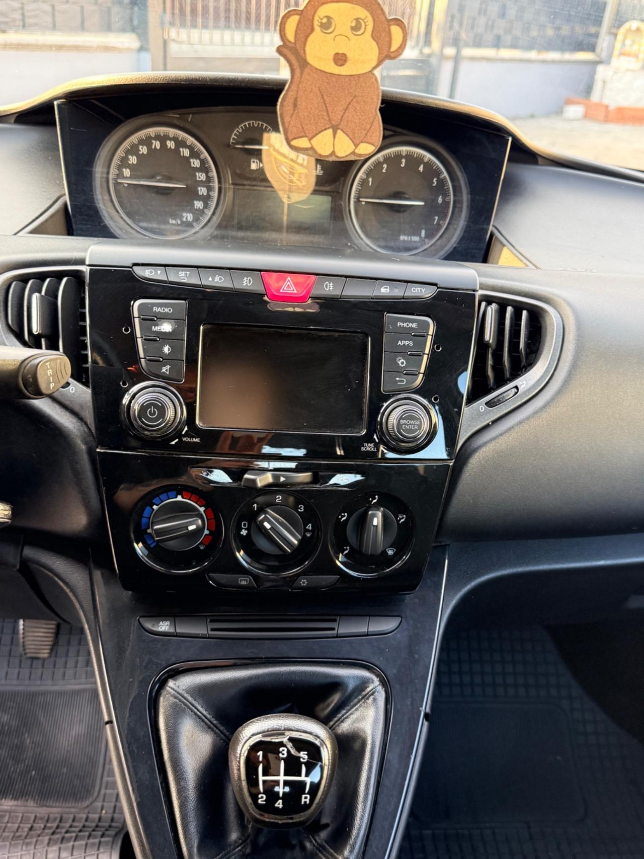 Lancia Ypsilon 1.2 Benz/Gpl 69 CV 5 porte Gold