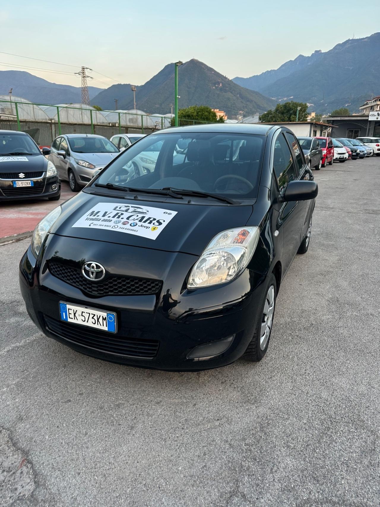 Toyota Yaris 1.0 5 porte Now