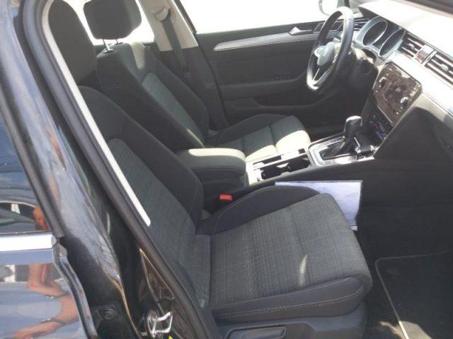 VOLKSWAGEN Passat Variant 2.0 TDI EVO 150CV DSG Business Navi, LED, Ambient