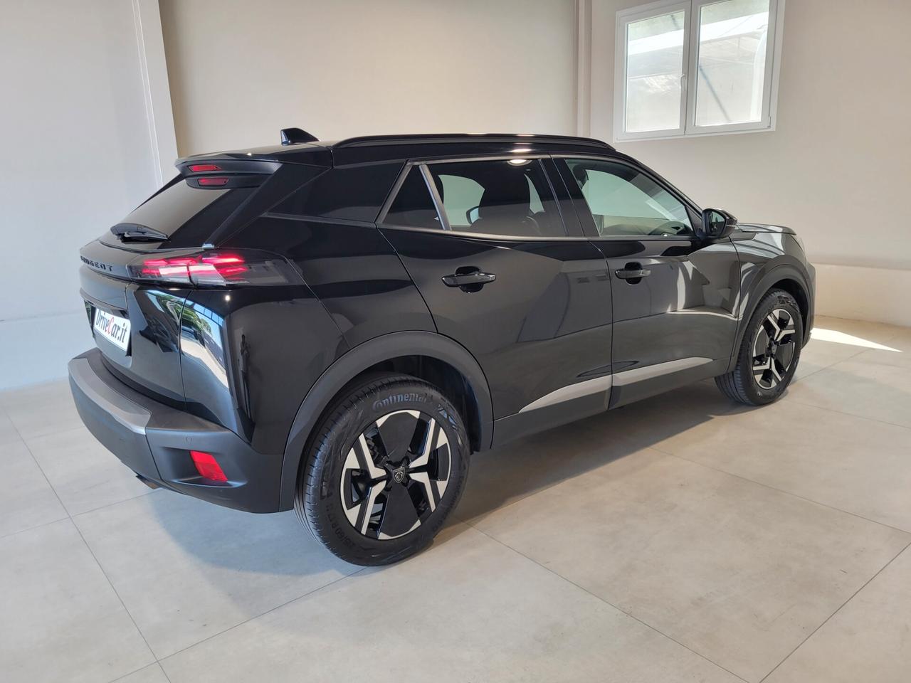 Peugeot 2008 1.2 ALLURE AUT. CRUISE LED CARPLAY PELLE NAVI