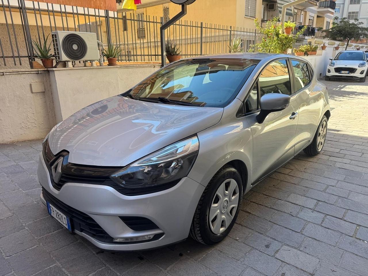 RENAULT Clio dCi 8V 75CV Start&Stop 5P Energy Life