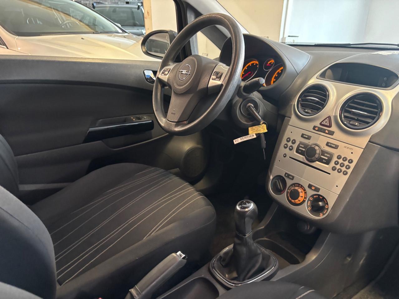 Opel Corsa 1.2 3 porte Easytronic Enjoy