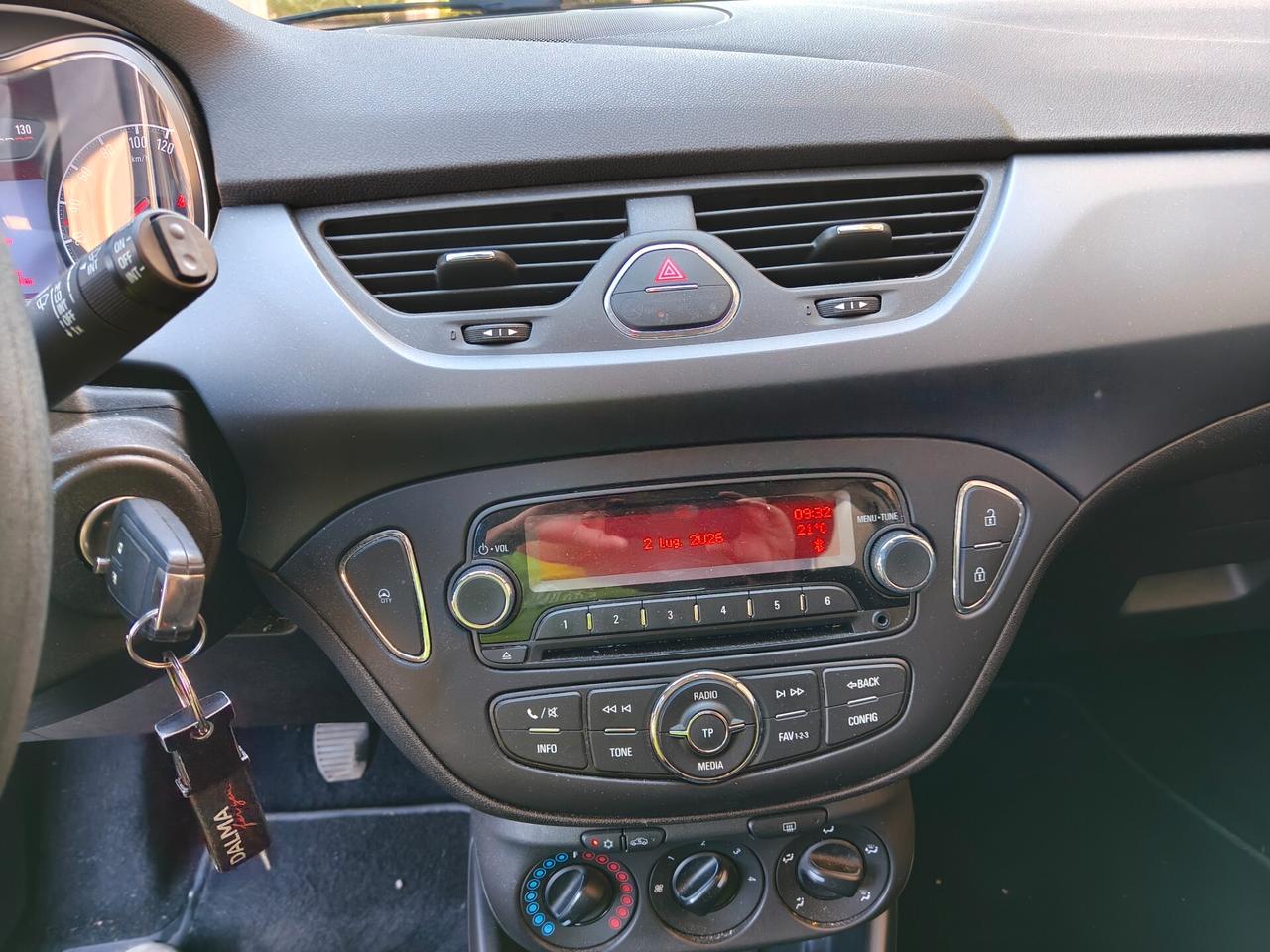 Opel Corsa 1.2 5 porte Innovation