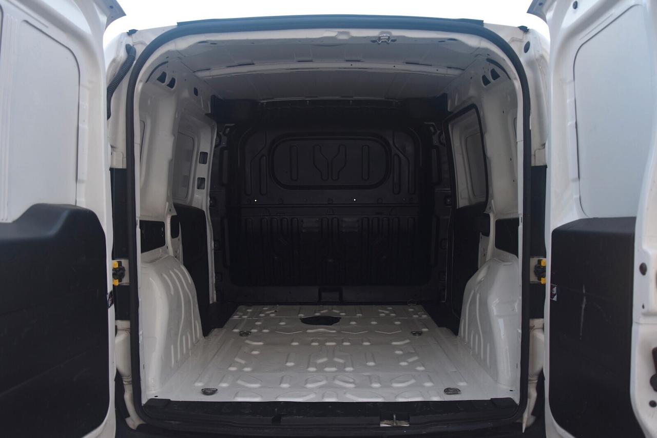 Fiat Doblo 1.6 mtj 90cv Easy Cargo