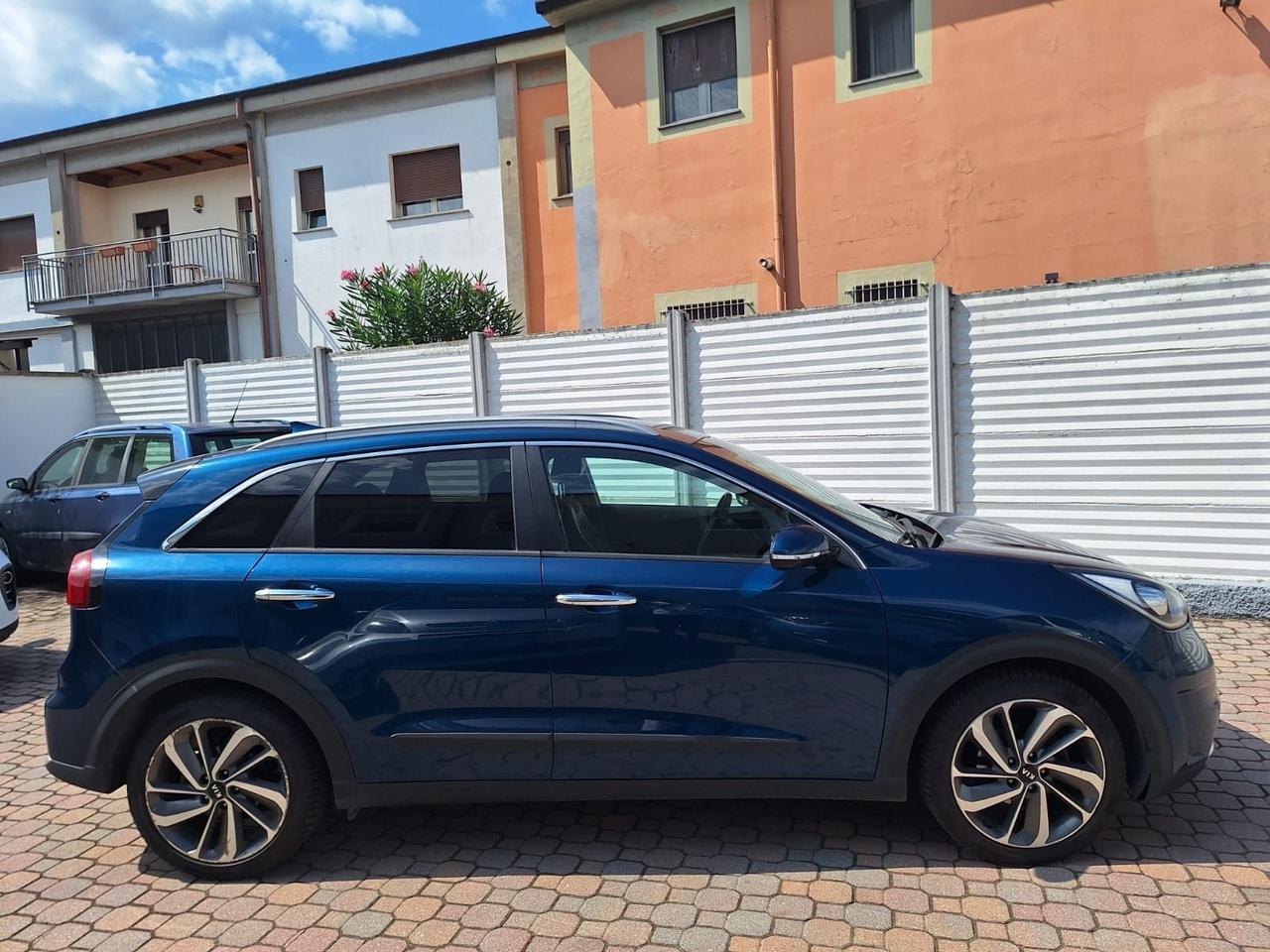 Kia Niro 1.6 GDi DCT Ibrido