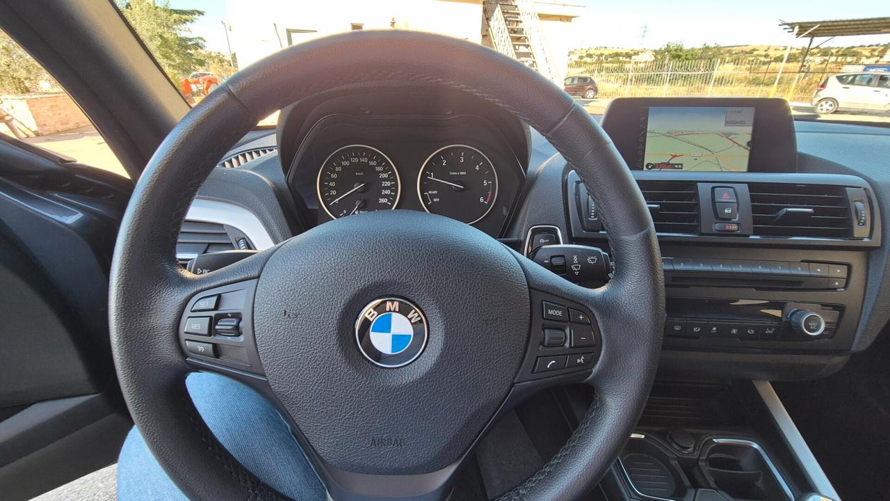 Bmw 116 116d 5p. Urban