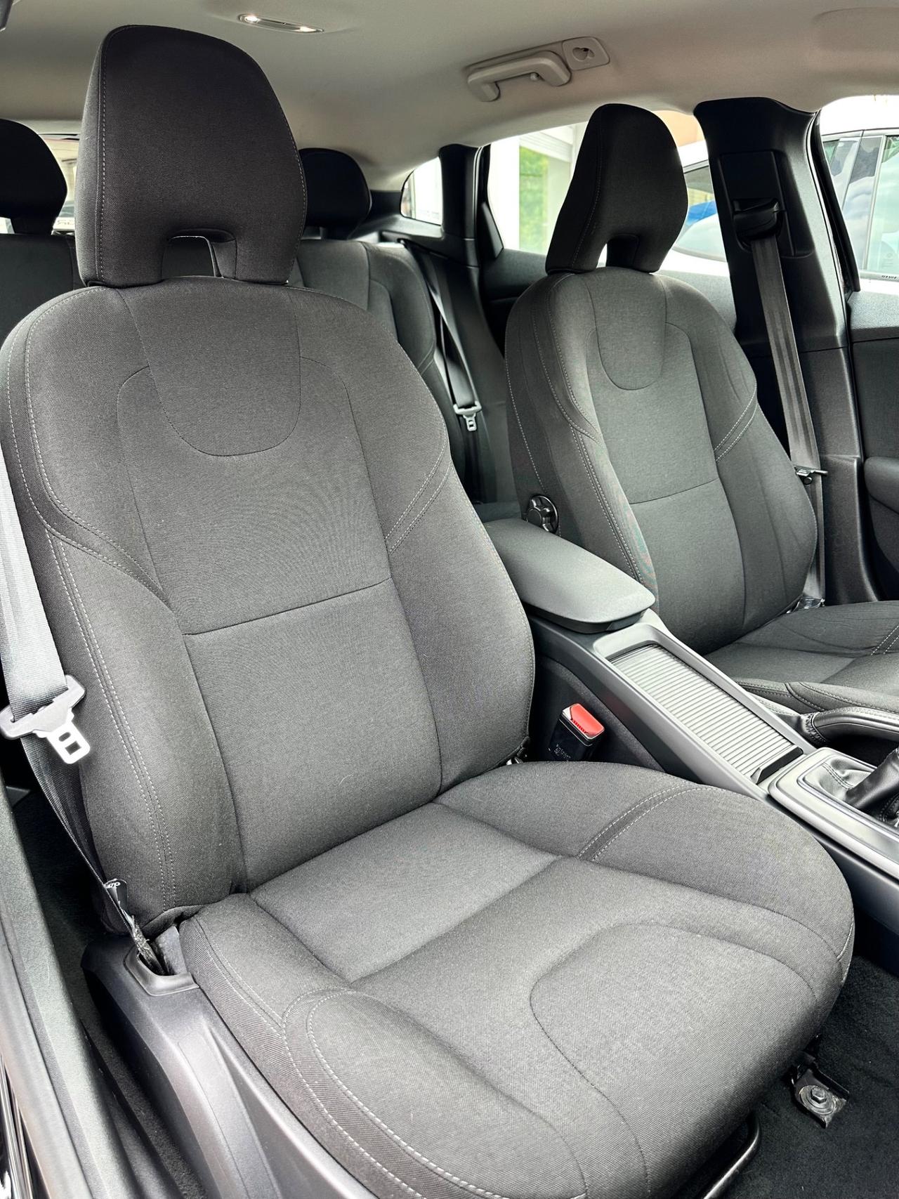 Volvo V40 2.0d 120Cv D2 Kinetic - Uniproprietario