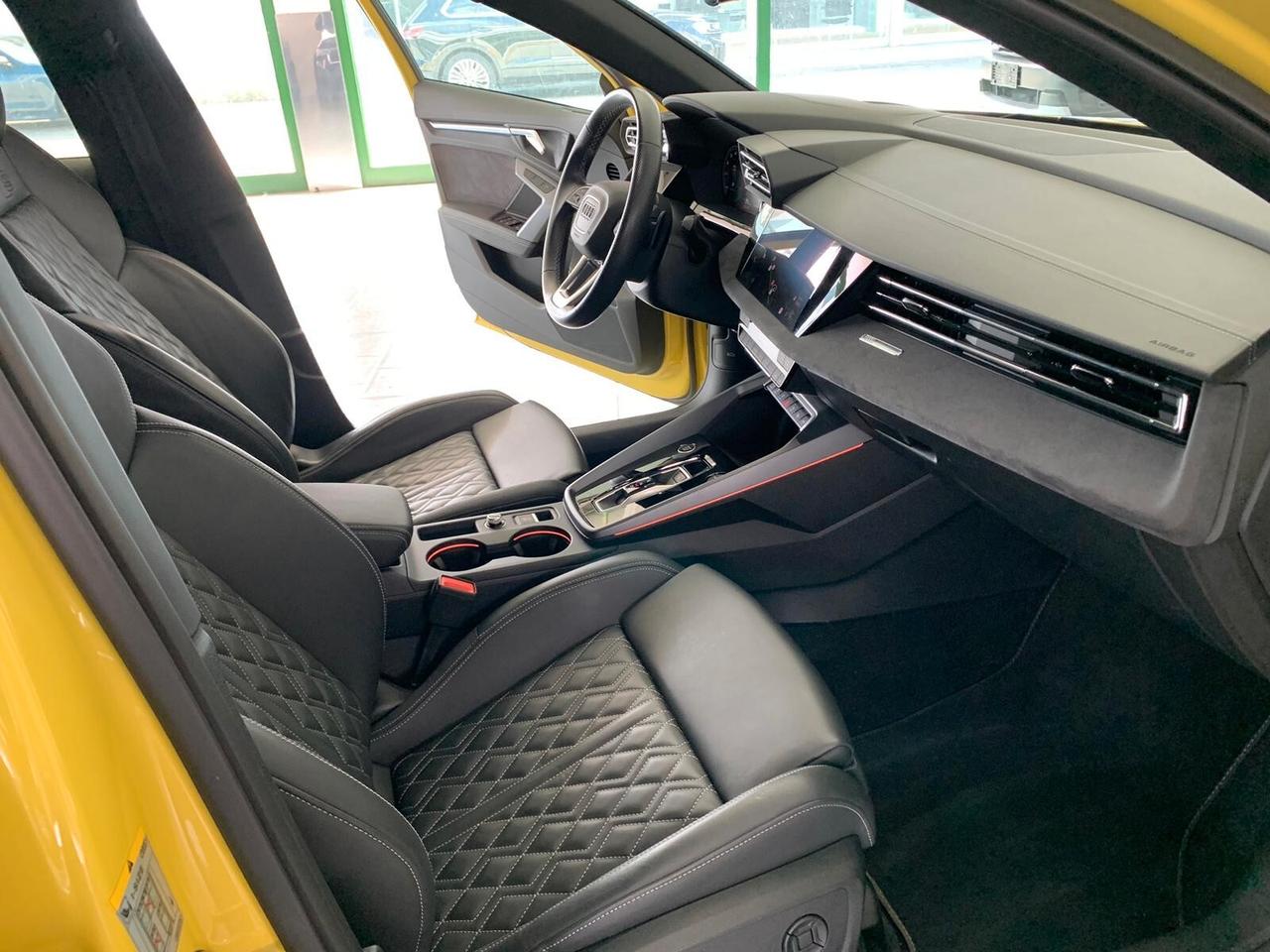Audi A3 allstreet 35 TFSI S tronic Identity Contrast