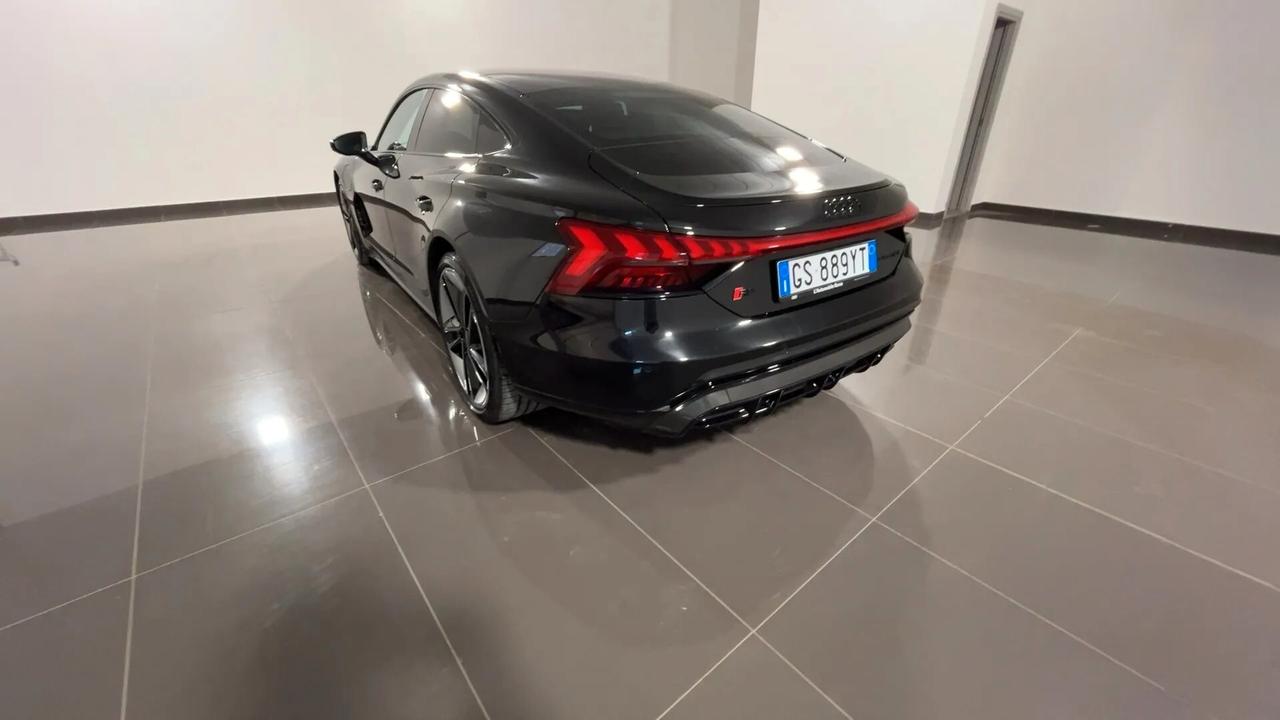 Audi E-tron GT RS quattro