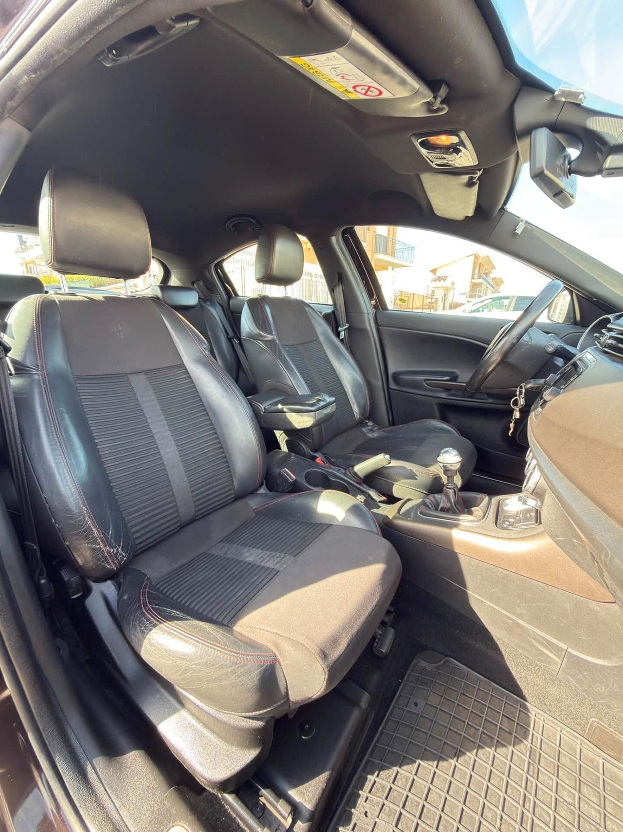 Alfa Romeo Giulietta 1.6 JTDm-2 105 CV Exclusive
