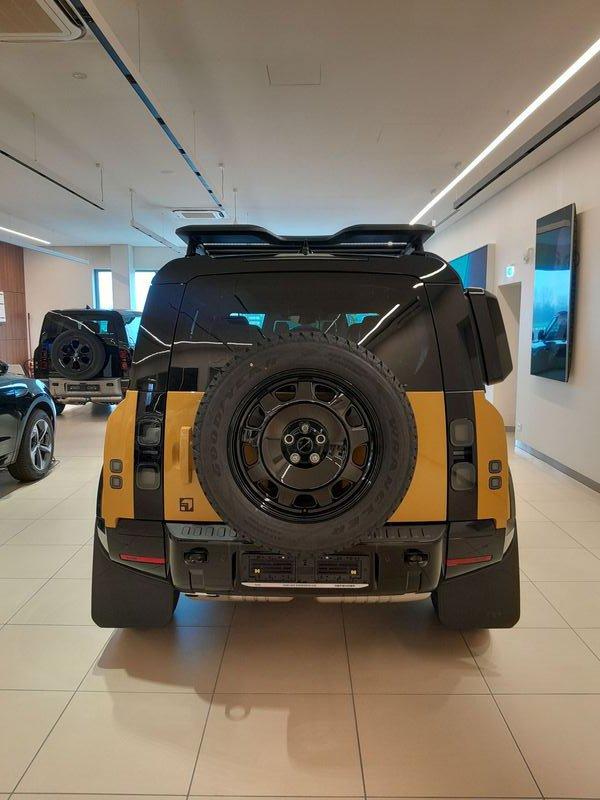 Land Rover Defender D350 AWD Auto 110 Trophy Edition Deep Sandglow