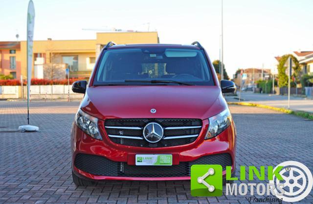 MERCEDES-BENZ V 220 d Automatic Sport Compact Night Edition