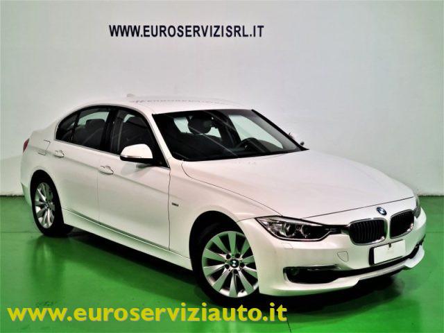 BMW 328 i Luxury