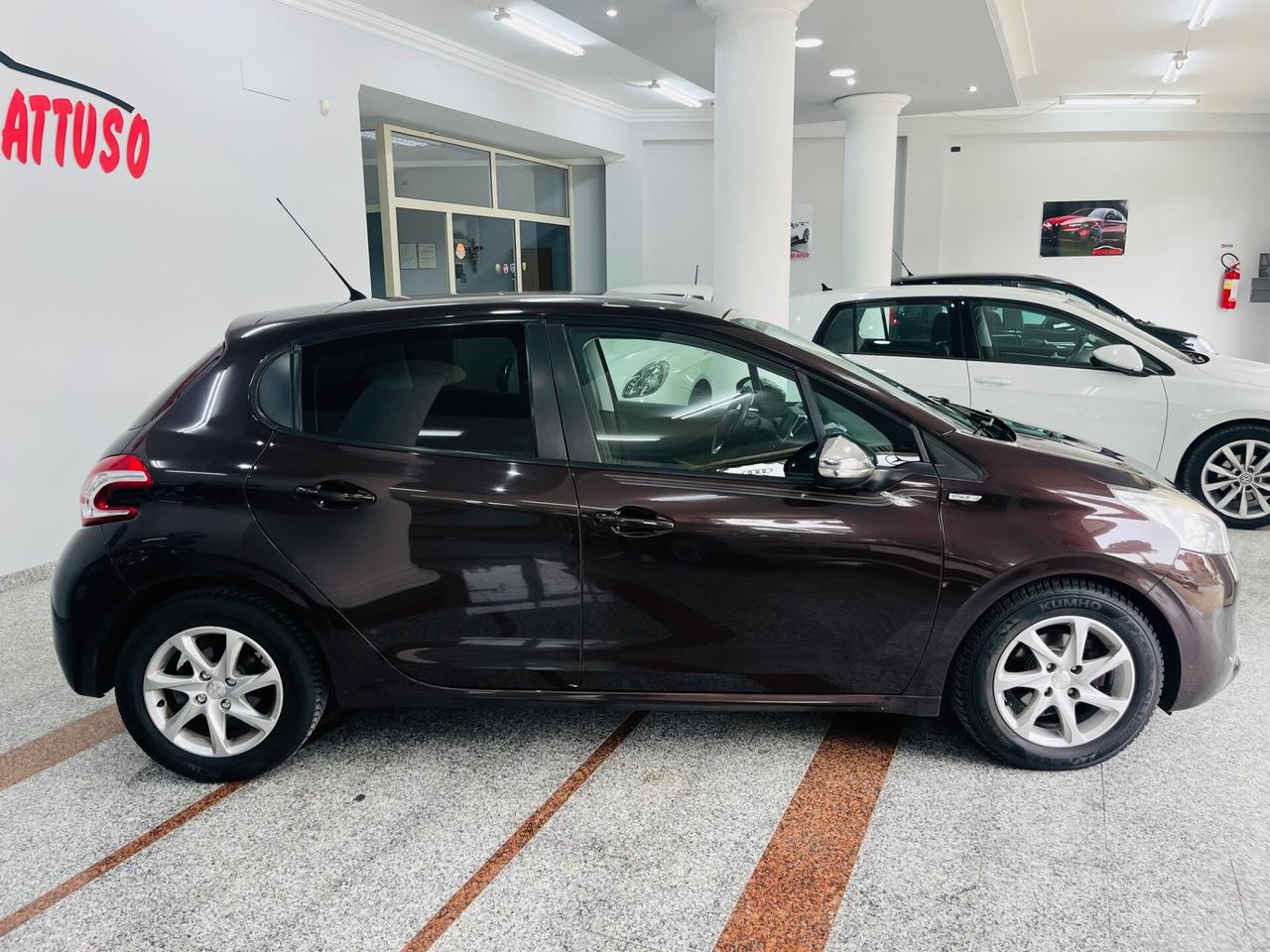 Peugeot 208 1.6 e-HDi 92 CV Style anno 2013