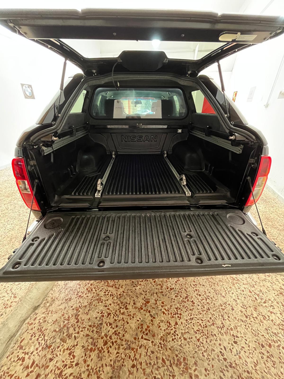 Nissan Navara 2.5 dCi 190CV 4 porte Double Cab Sport