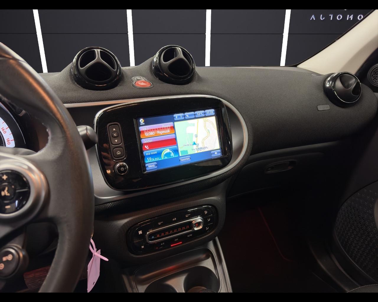 SMART Forfour 0.9 Turbo twinamic Passion LED NAVII