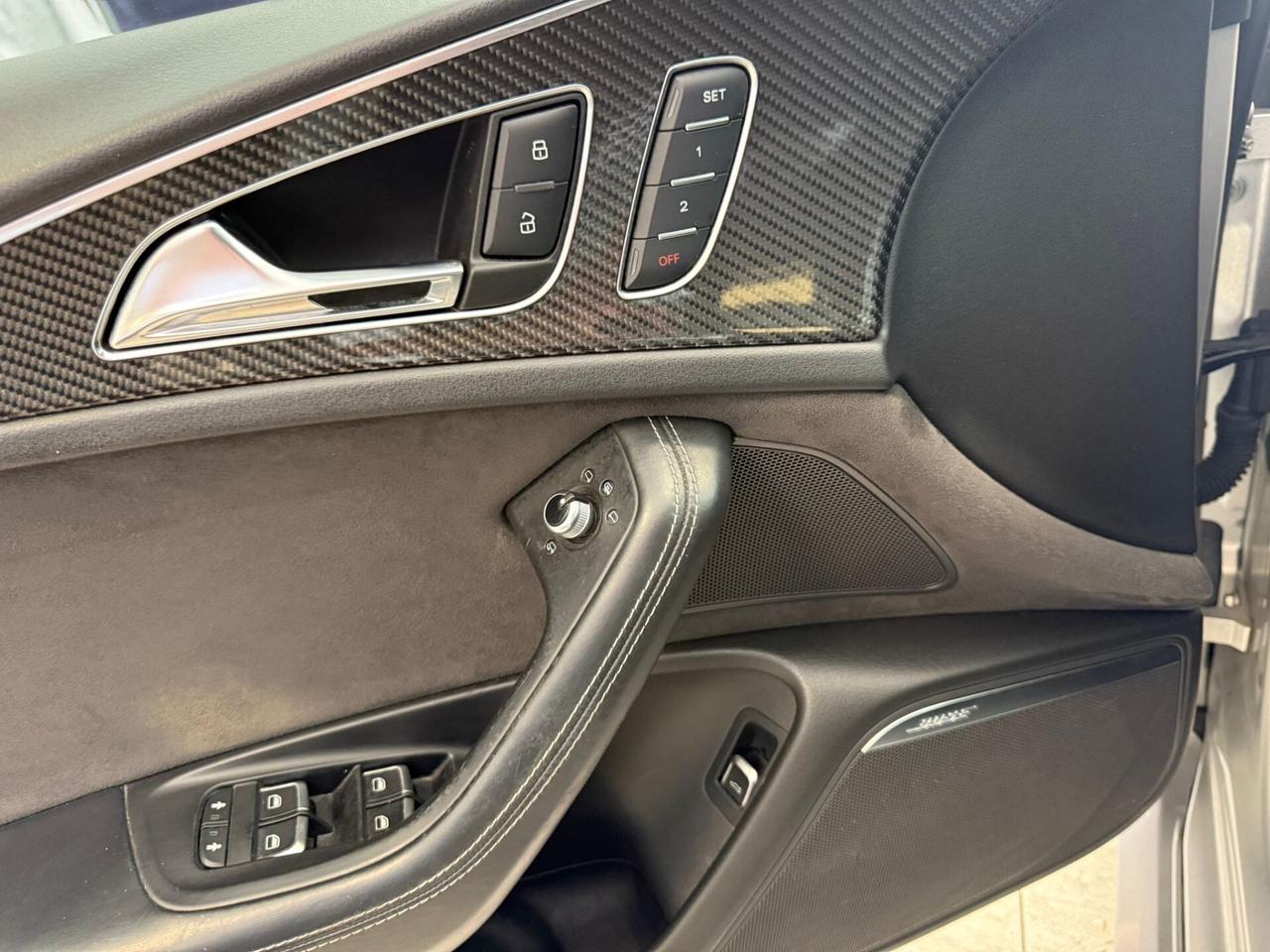 Audi RS6 Avant 4.0 TFSI quattro tiptronic performance