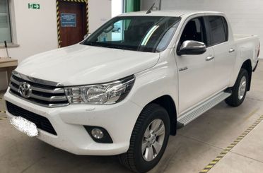 Toyota Hilux 2.4 D-4D 4WD 4 porte Double Cab
