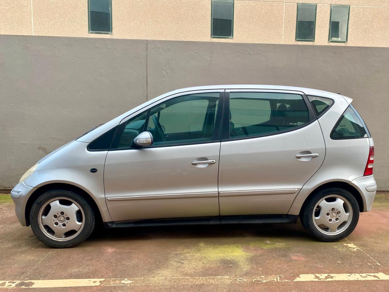 Mercedes-benz A 140 82 CV cat