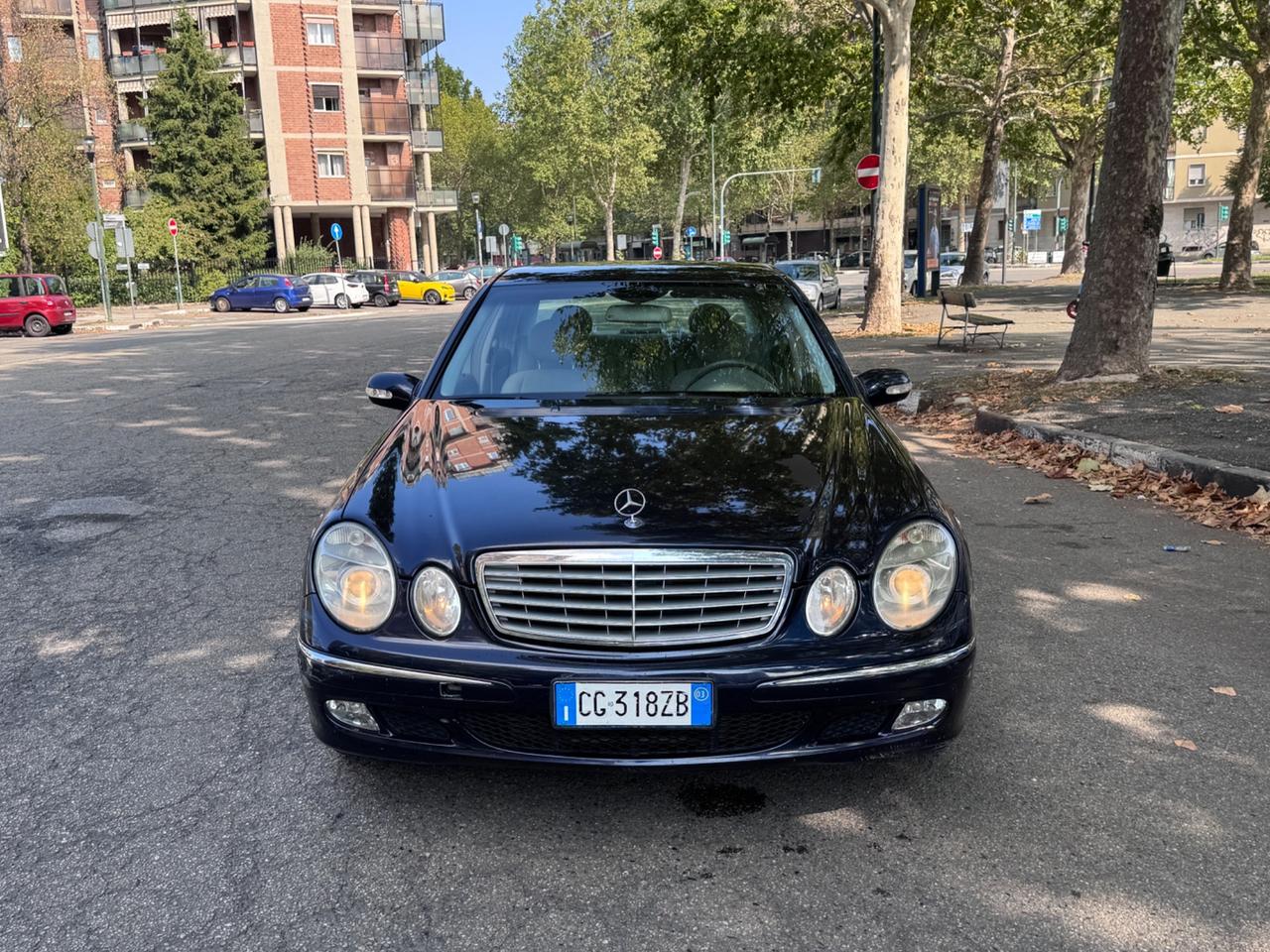 Mercedes-benz E 220 CDI cat Avantgarde