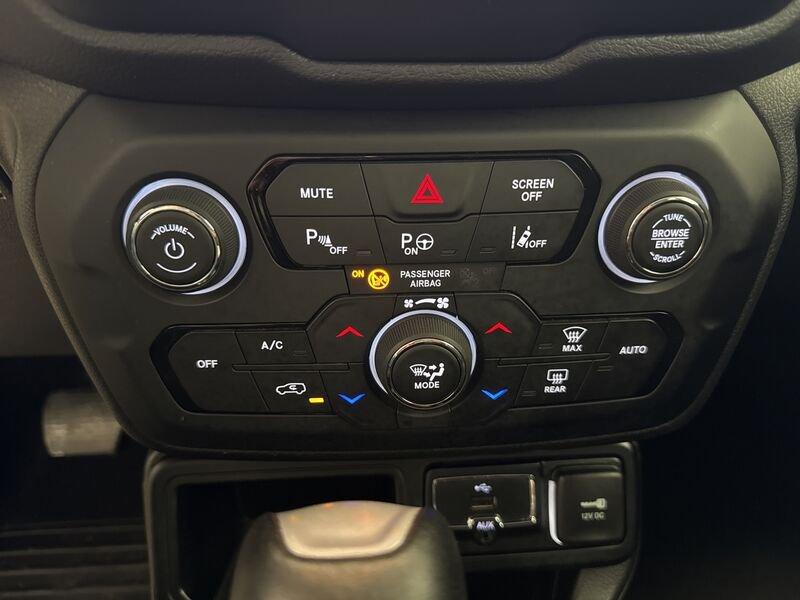 Jeep Renegade 2019 1.5 turbo t4 mhev Upland 2wd 130cv dct