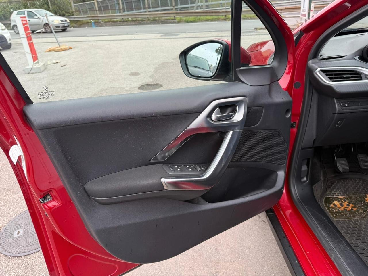 Peugeot 2008 BlueHDi 100 GT Line 2016