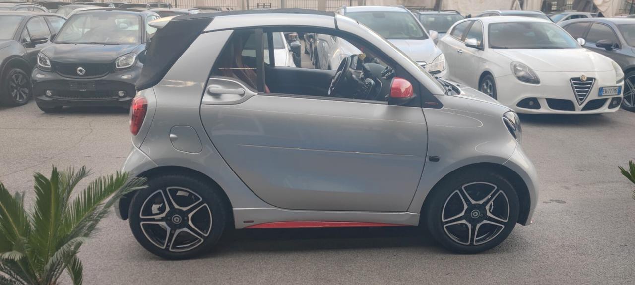Smart ForTwo 70 1.0 BRABUS Style