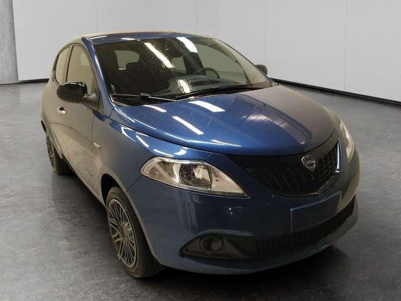 Lancia Ypsilon 1.0 firefly hybrid Platino s&s 70cv