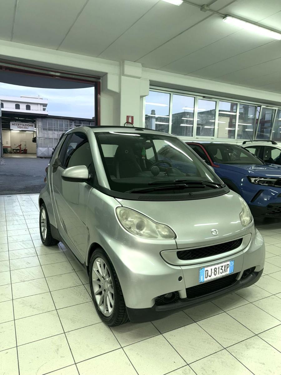 SMART - Fortwo - 1000 52 kW coupé passion