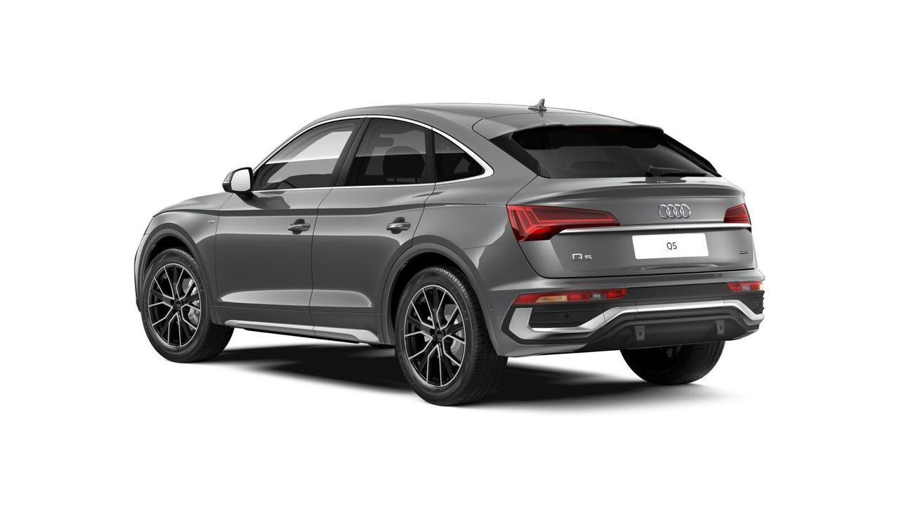 AUDI Q5 SPORTBACK 40TDI S-LINE QUATTRO S-TRONIC IN ARRIVO