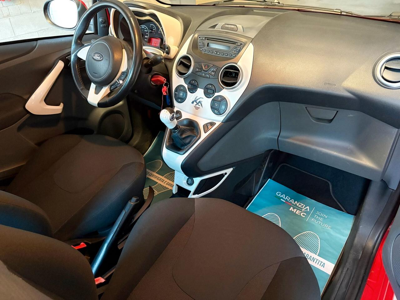 Ford Ka, Clima automatico e sensori di parcheggio