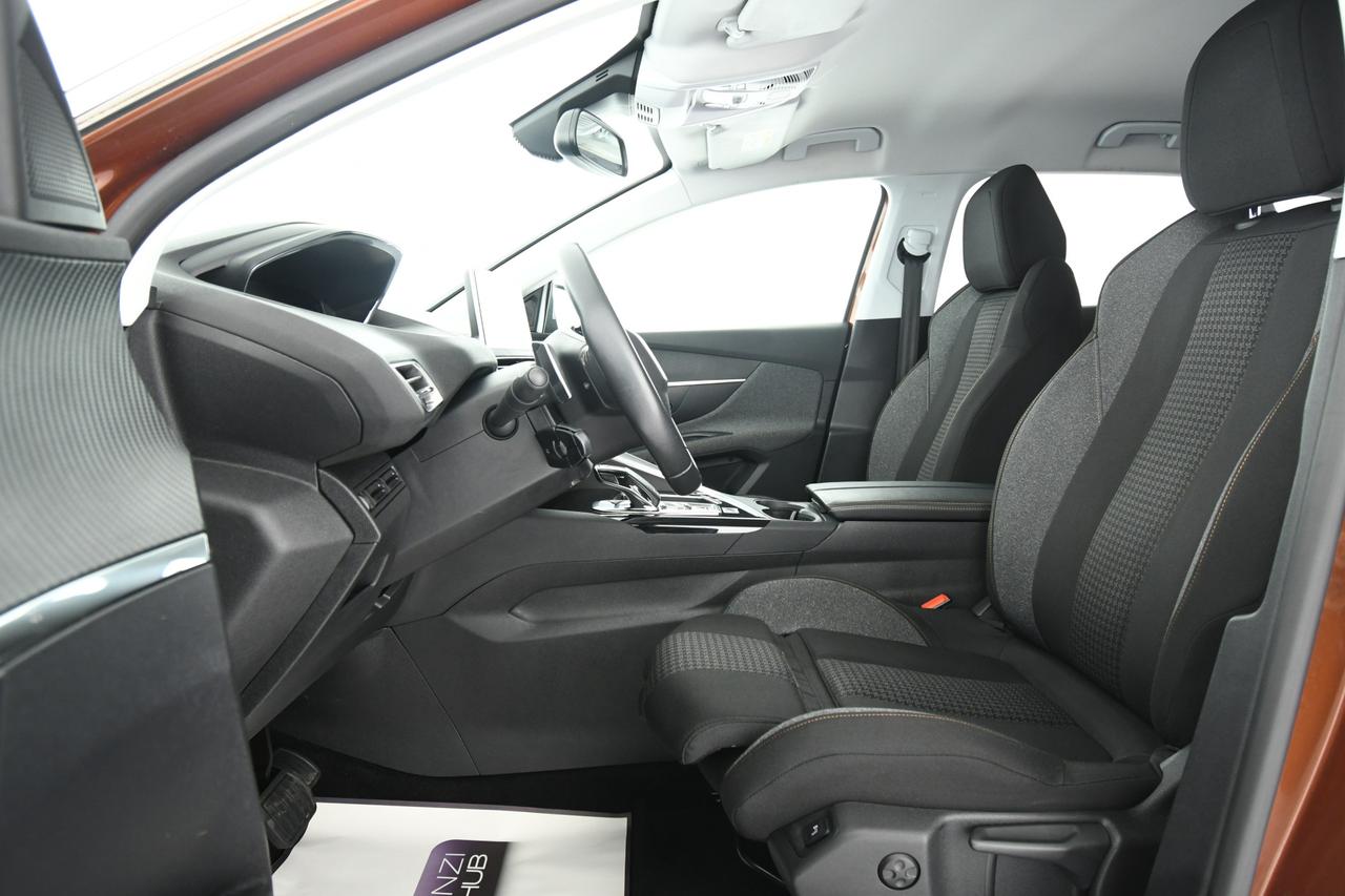 PEUGEOT 3008 1.5 bluehdi Business s&s 130cv eat8 APP CONNECT+NEOPATENTATI