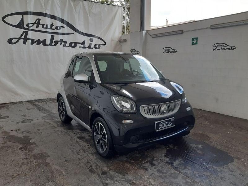 smart fortwo fortwo 70 1.0 Passion 120,00 AL MESE