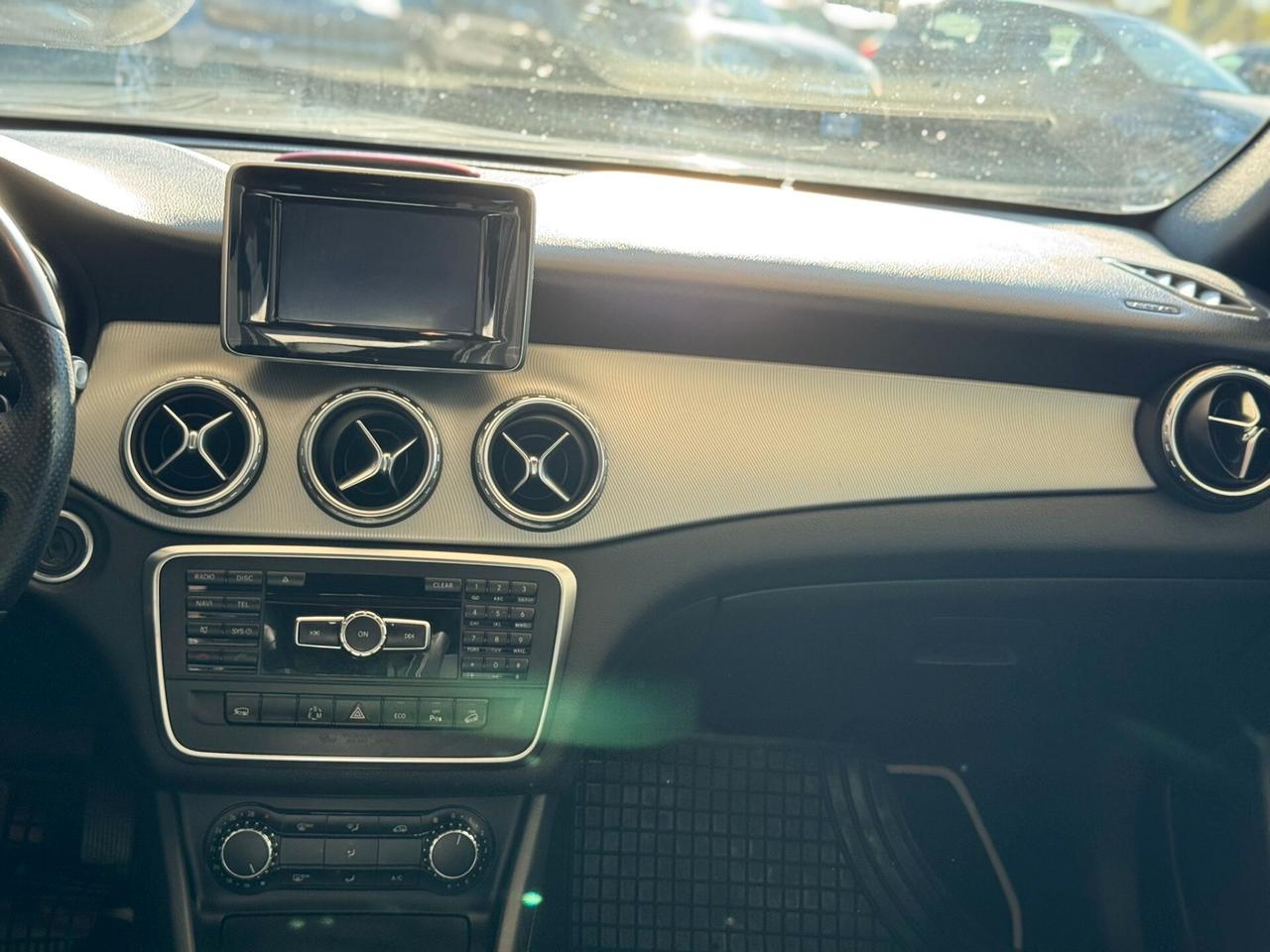 Mercedes-benz GLA 220 CDI Automatic 4Matic Premium