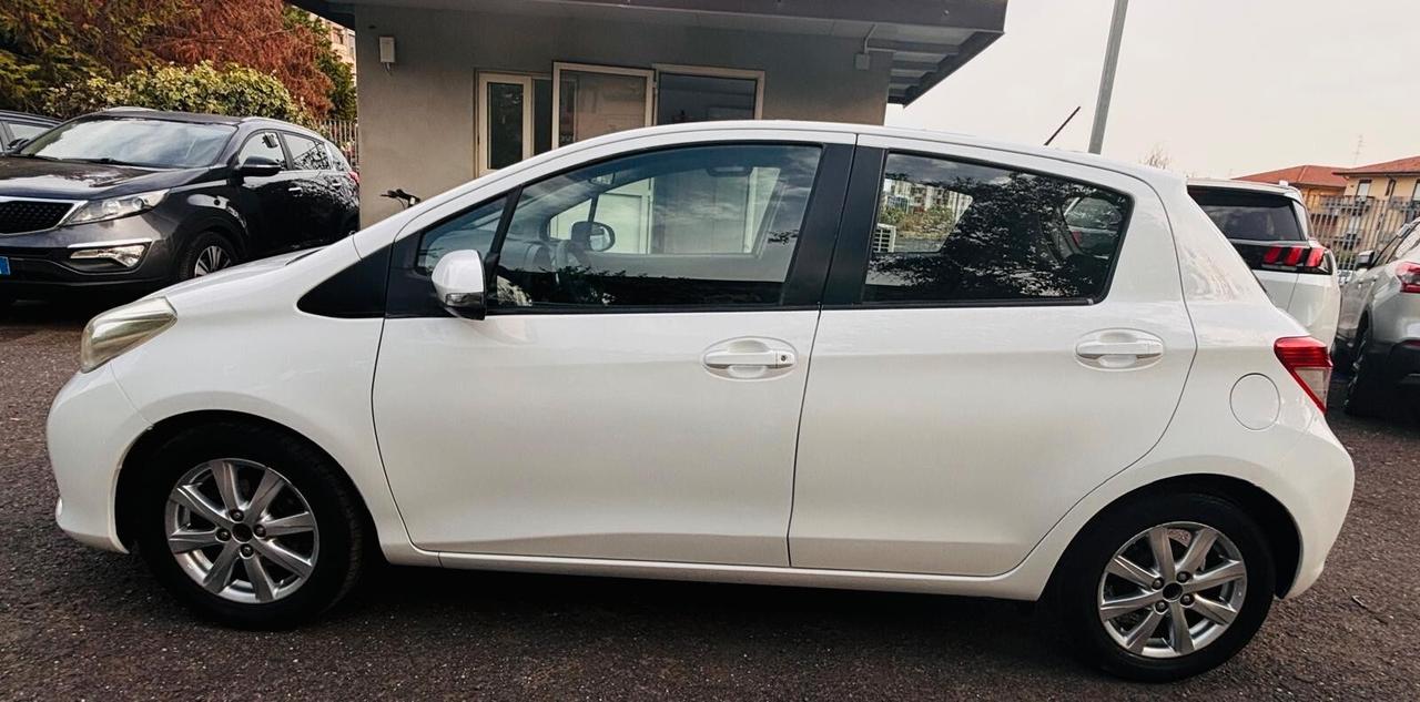 Yaris 1.4 D-4D 5 porte Lounge