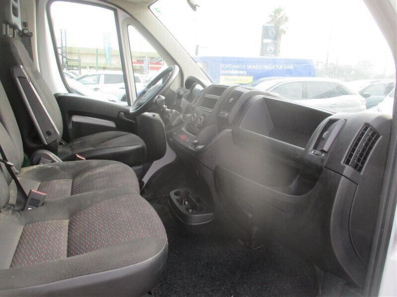 Peugeot Boxer 335 2.2 BlueHDi 140 S&S PC Cabinato