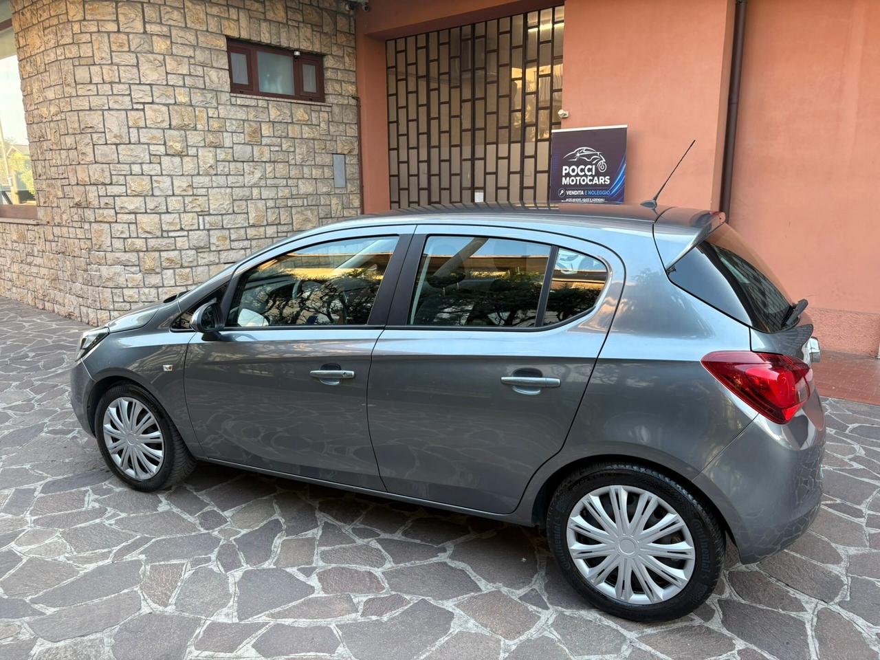 Opel Corsa 1.2 5 porte