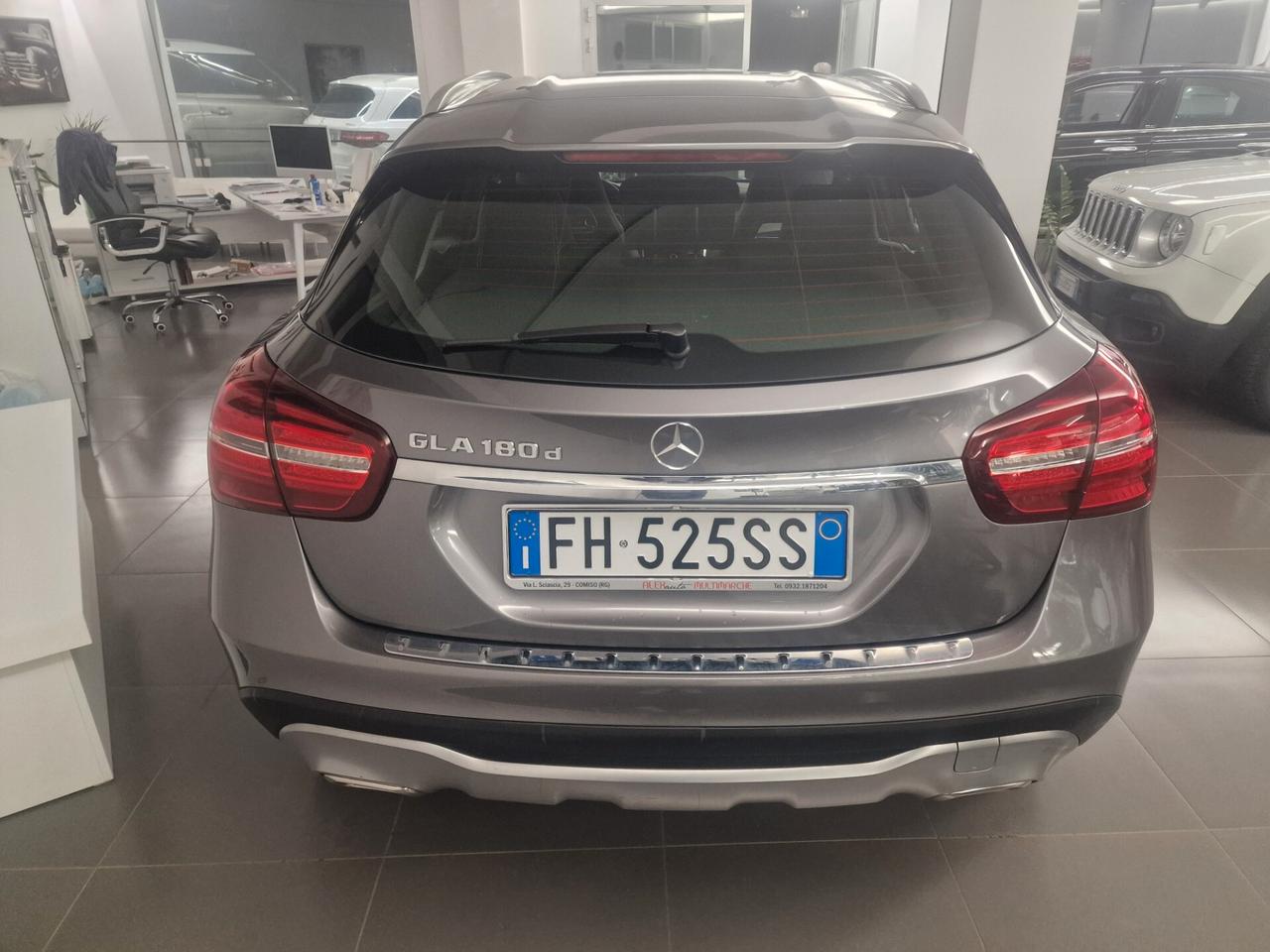 Mercedes-benz GLA 180 d Premium