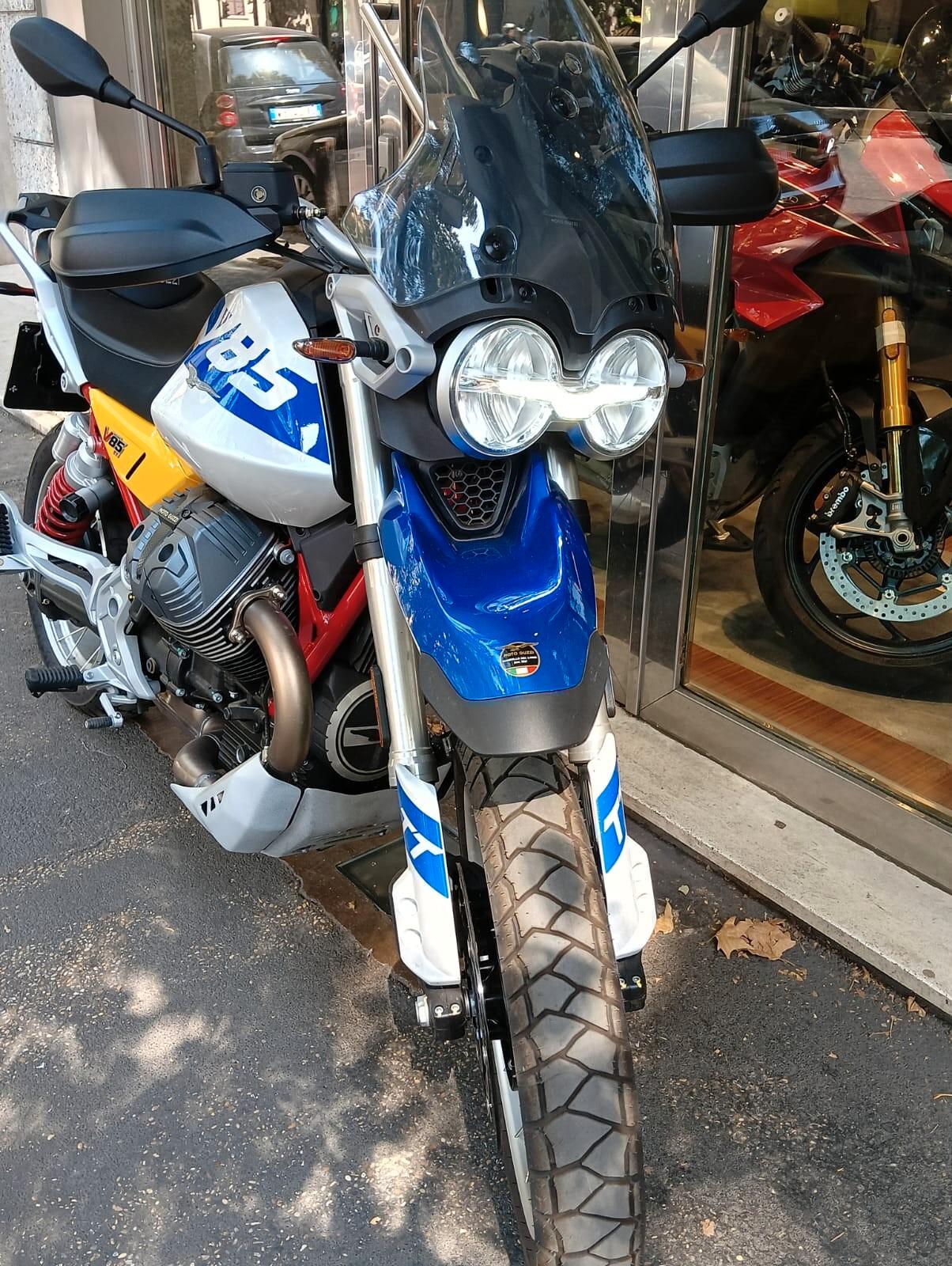 Moto Guzzi V 85 TT
