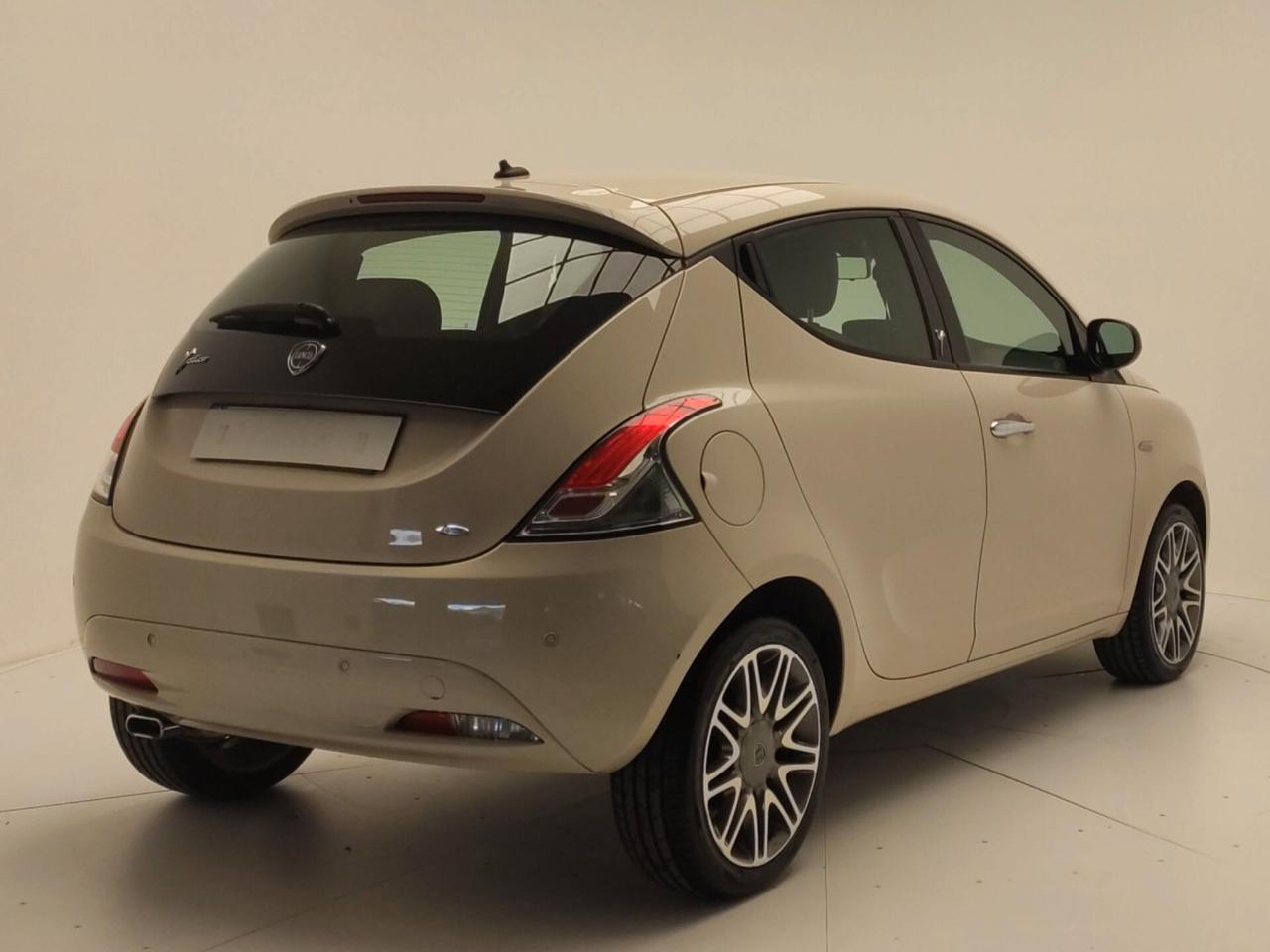 Lancia Ypsilon 1.3 MJT 16V 95 CV 5 porte S&S
