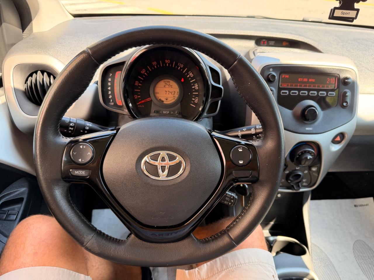 TOYOTA AYGO 1.0 X PLAY NEOPATENTATI