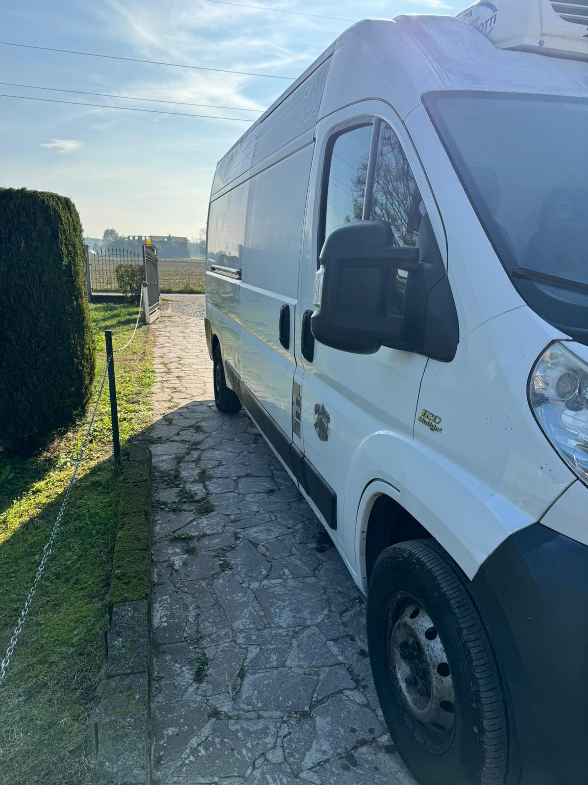 Fiat Ducato 30 2.2 MJT PC-TN Furgone con frigo