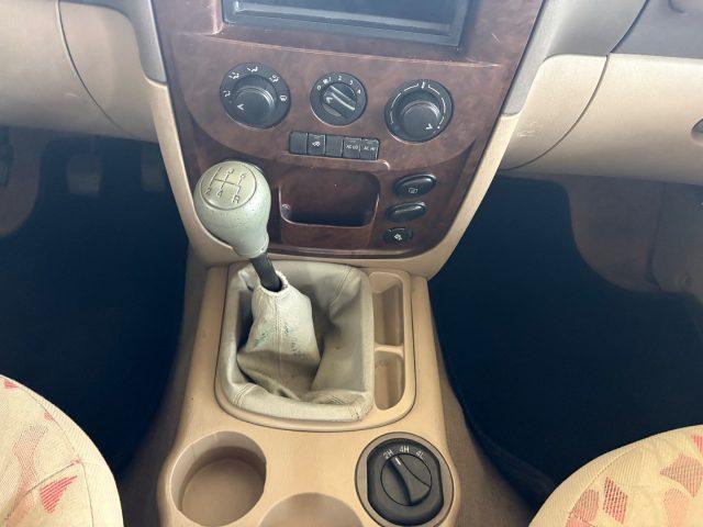 MAHINDRA Goa 2.5 CRDe 4WD 4X4 6 PSOTI KM E MOTORE ORIGINALI